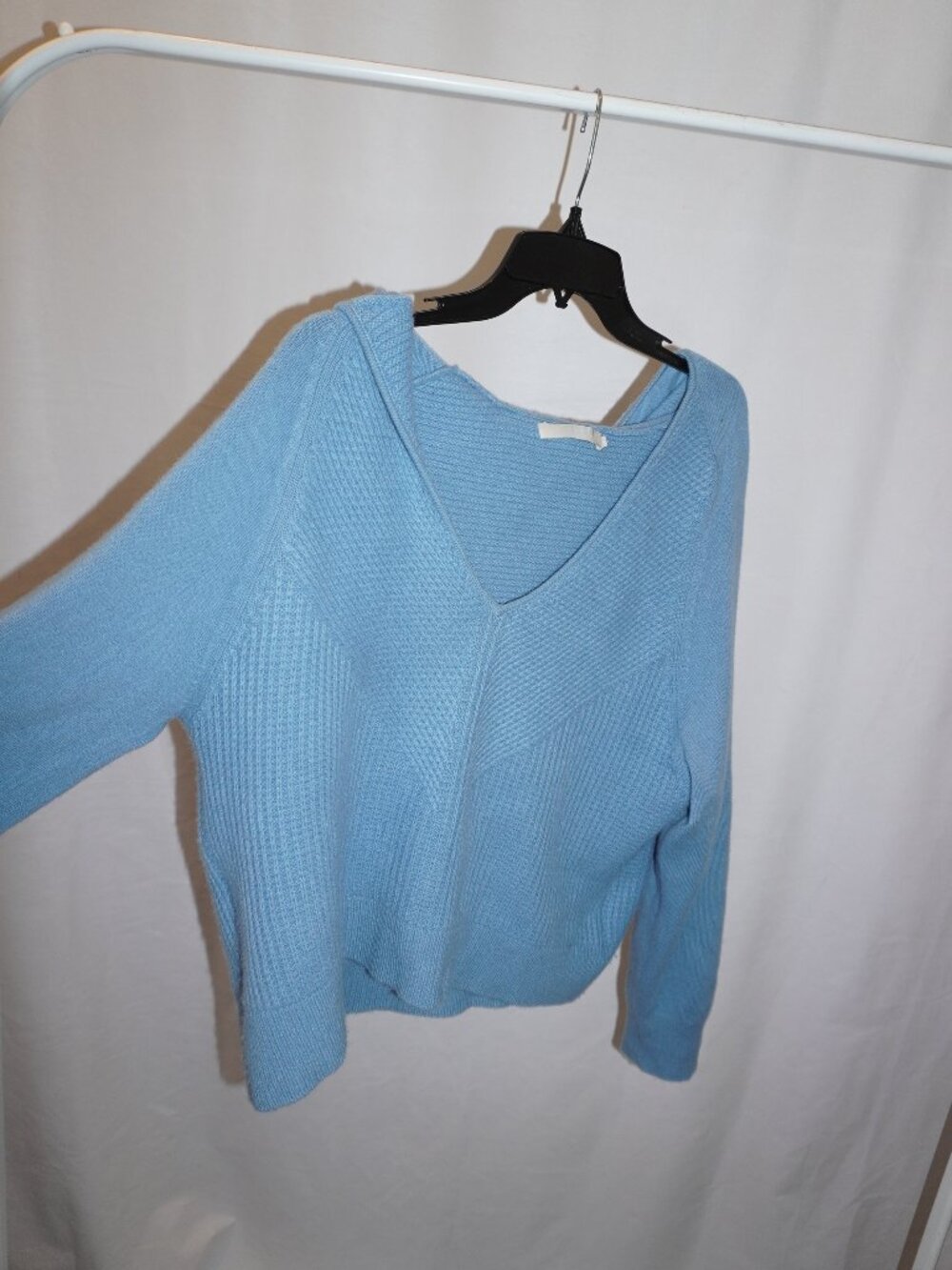 100% CASHMERE Light Blue Waffle Knit Sweater